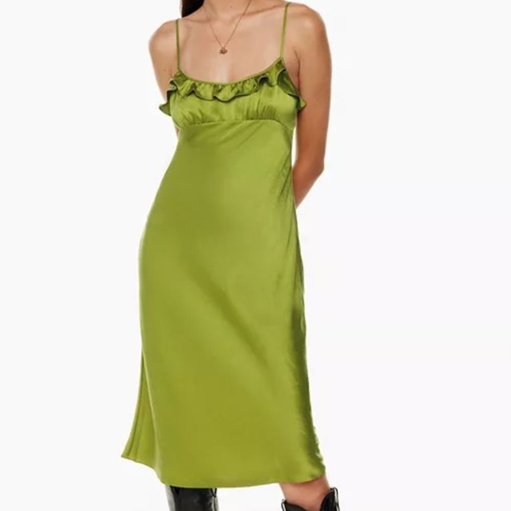 Aritzia Wilfred Ovation Dress in "Succulent Green"